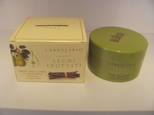 Crema corpo legni fruttati