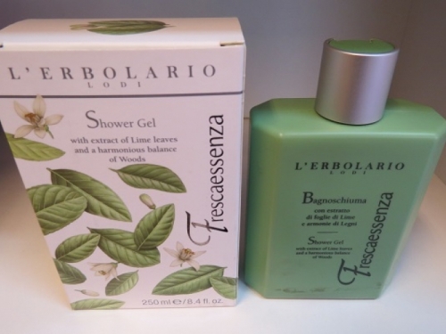 bagnoschiuma 250 ml frescaessenza erbolario